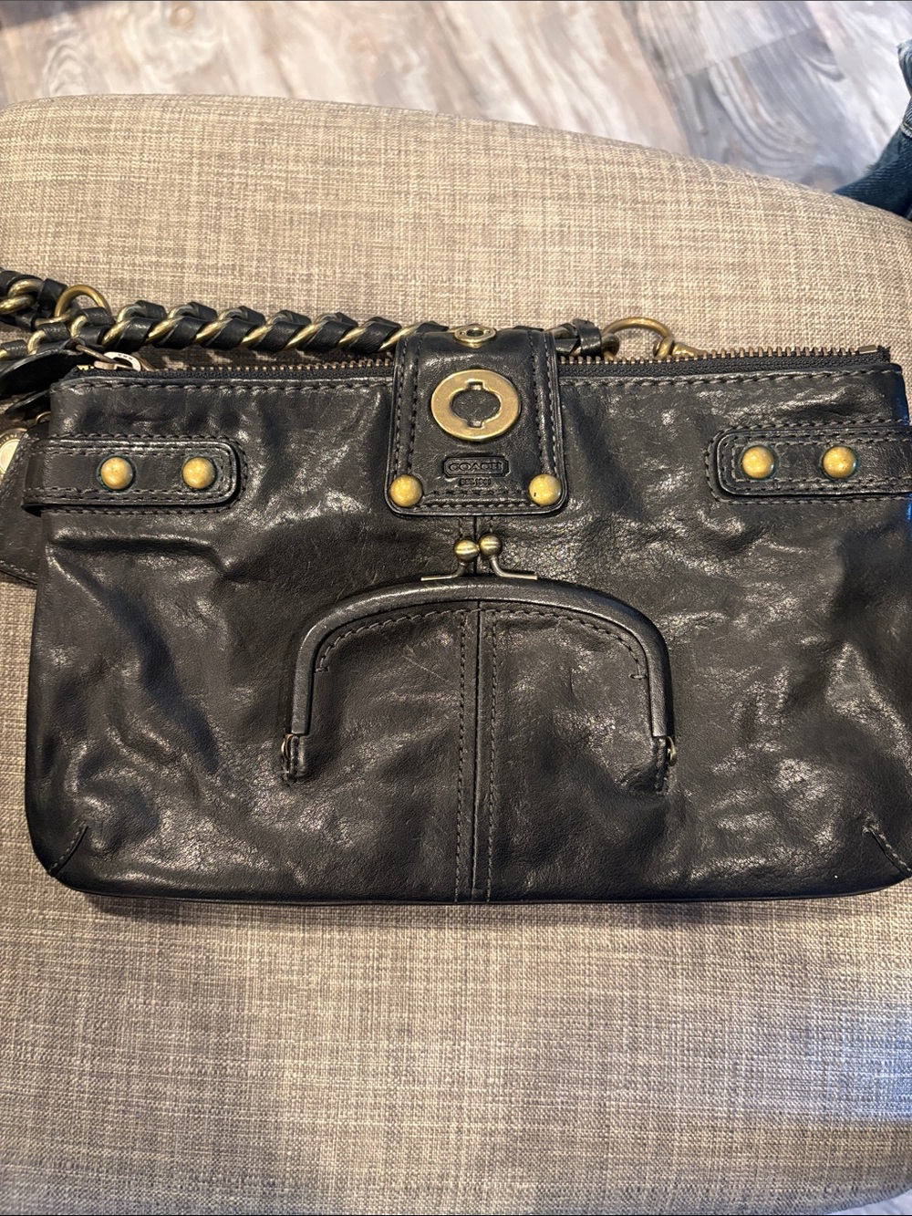 Coach Black Leather Shoulder Bag with Gold Hardware - Picture 7 of 13